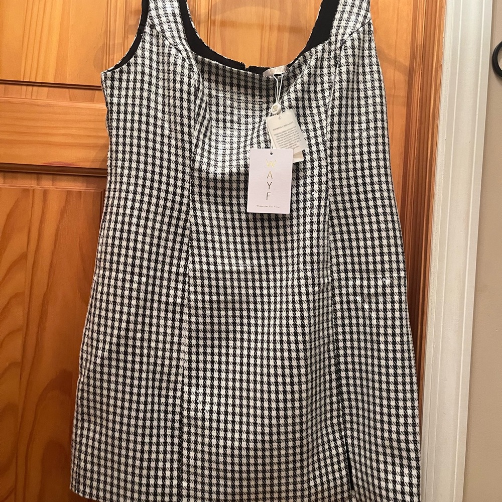 Wayf houndstooth print minidress with an iridescent sequin overlay size large - Picture 6 of 9